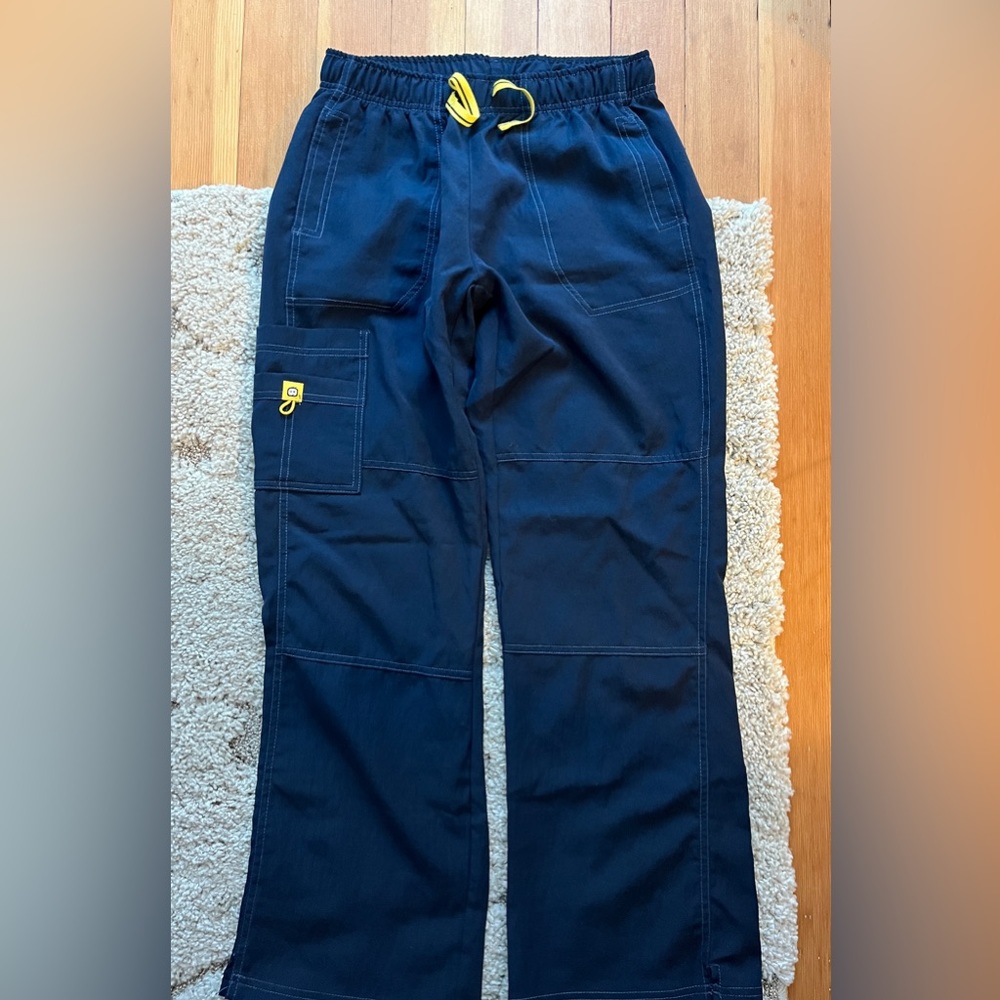 Wonder Wink Navy Spread Good Cheer Scrub Pants -Medium Tall